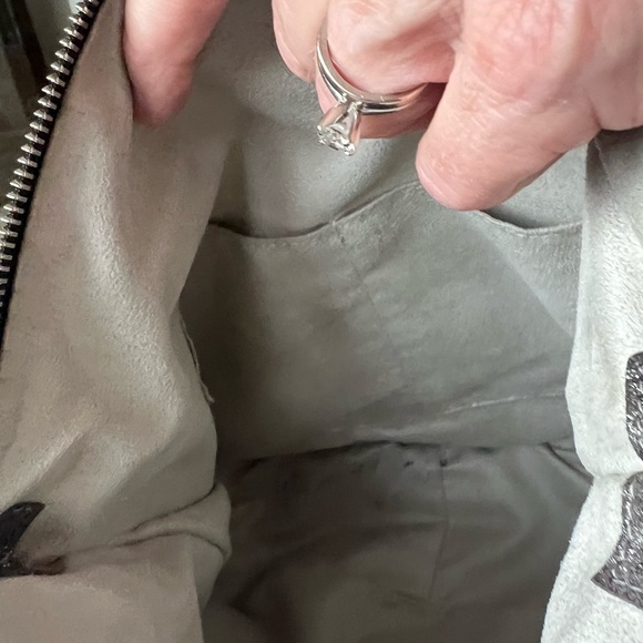 AUTHENTIC Jimmy Choo Metallic gray Leather Zip Hobo Bag